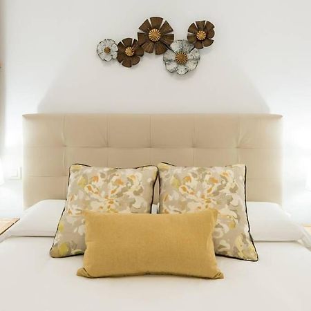 Appartamento Chamberi Con Jardin A By Regalatemadrid Esterno foto