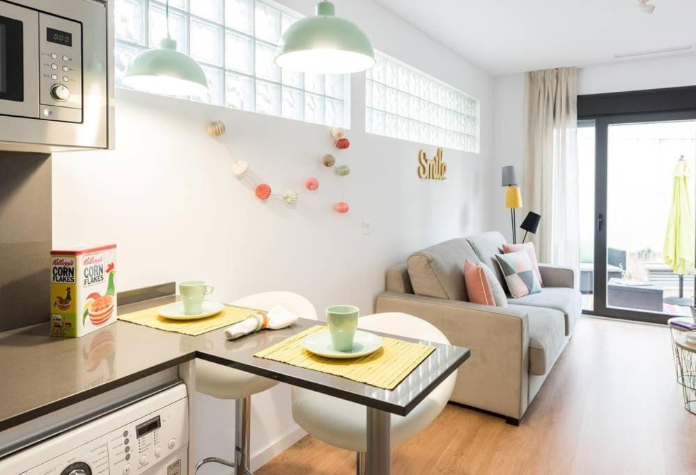 Appartamento Chamberi Con Jardin A By Regalatemadrid Esterno foto